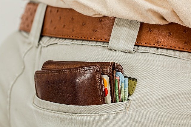 Kreditkarte im Urlaub: Besser nicht in Euro zahlen!